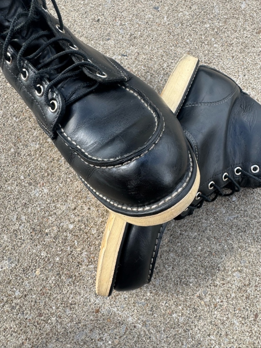 Red Wing 6” Black Leather Moc Toe 9 1/2 D - Picture 3 of 7